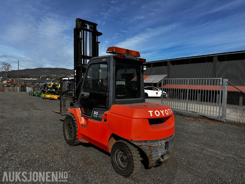 2000 Toyota 42-7FD40 dieseldrevet gaffeltruck - Malzeme taşıma ekipmanı: fotoğraf 5 2000 Toyota 42-7FD40 dieseldrevet gaffeltruck - Malzeme taşıma ekipmanı: fotoğraf 5