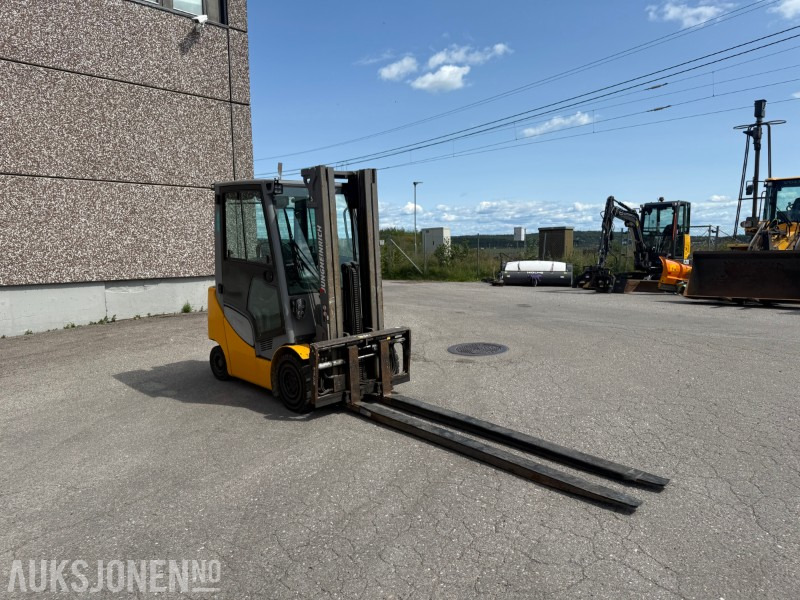 2017 Jungheinrich DFG 320S dieseldrevet motvektstruck med gaffelforlengere - Malzeme taşıma ekipmanı: fotoğraf 1 2017 Jungheinrich DFG 320S dieseldrevet motvektstruck med gaffelforlengere - Malzeme taşıma ekipmanı: fotoğraf 1