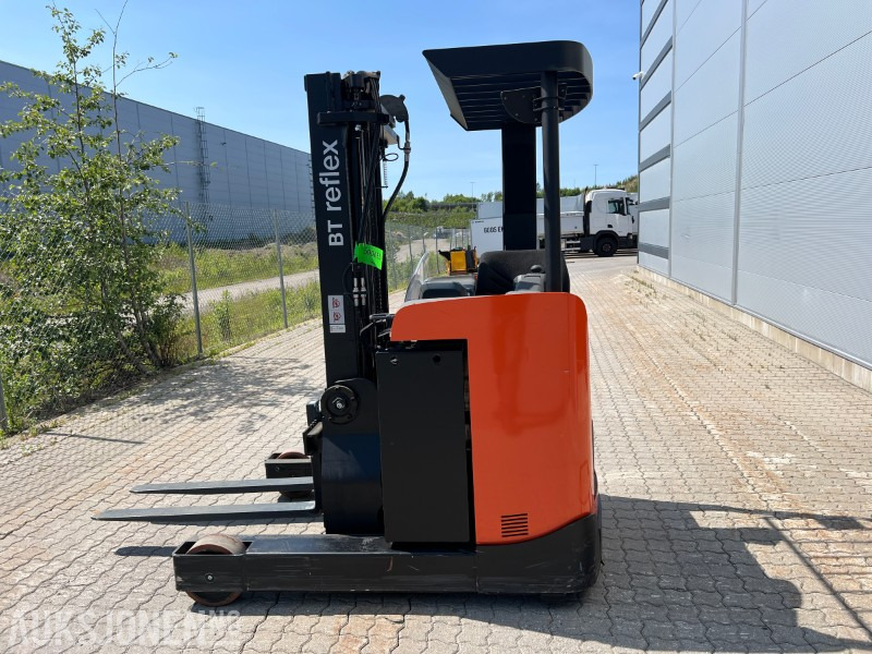 Skyvemasstruck BT RRE140 B m/lader - Malzeme taşıma ekipmanı: fotoğraf 1 Skyvemasstruck BT RRE140 B m/lader - Malzeme taşıma ekipmanı: fotoğraf 1