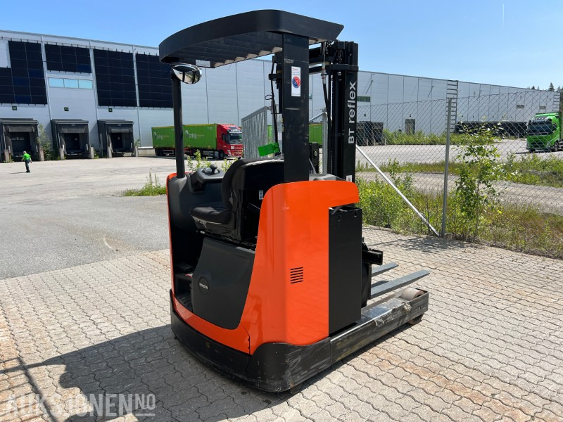 Skyvemasstruck BT RRE140 B m/lader - Malzeme taşıma ekipmanı: fotoğraf 3 Skyvemasstruck BT RRE140 B m/lader - Malzeme taşıma ekipmanı: fotoğraf 3