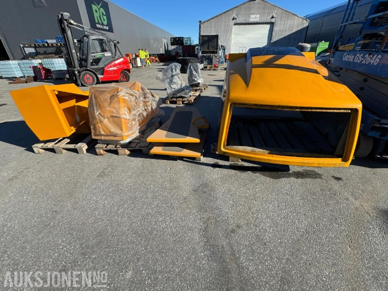 Moxy MT41 panser og side kasser med lokk. - İnşaat ekipmanı: fotoğraf 1 Moxy MT41 panser og side kasser med lokk. - İnşaat ekipmanı: fotoğraf 1