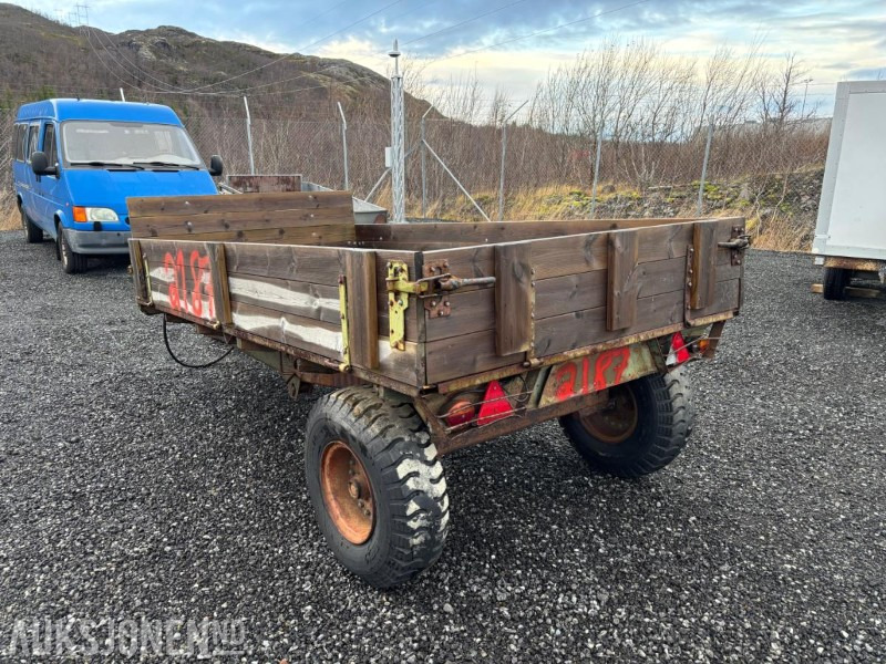 1976 Moelven modell 305 traktorhenger - Tarım araçları: fotoğraf 1 1976 Moelven modell 305 traktorhenger - Tarım araçları: fotoğraf 1
