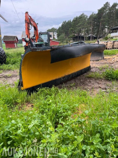 1995 Tellefsdal kommunalblad K-330 - Tarım araçları: fotoğraf 1 1995 Tellefsdal kommunalblad K-330 - Tarım araçları: fotoğraf 1