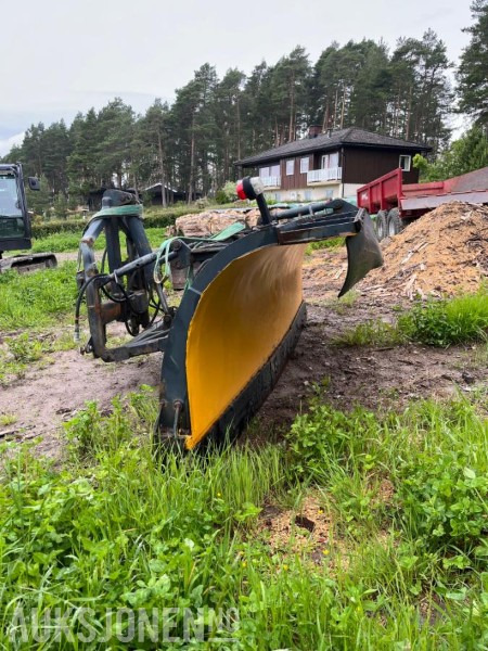 1995 Tellefsdal kommunalblad K-330 - Tarım araçları: fotoğraf 2 1995 Tellefsdal kommunalblad K-330 - Tarım araçları: fotoğraf 2