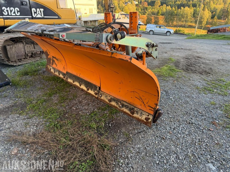 2000 Hydrac LB 300 Snøskjær - Tarım araçları: fotoğraf 1 2000 Hydrac LB 300 Snøskjær - Tarım araçları: fotoğraf 1