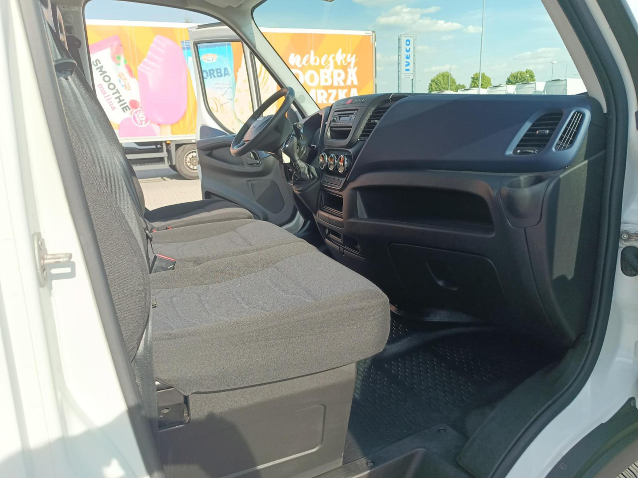 IVECO Daily 35S16A8 - Kapalı kasa kamyonet: fotoğraf 4 IVECO Daily 35S16A8 - Kapalı kasa kamyonet: fotoğraf 4