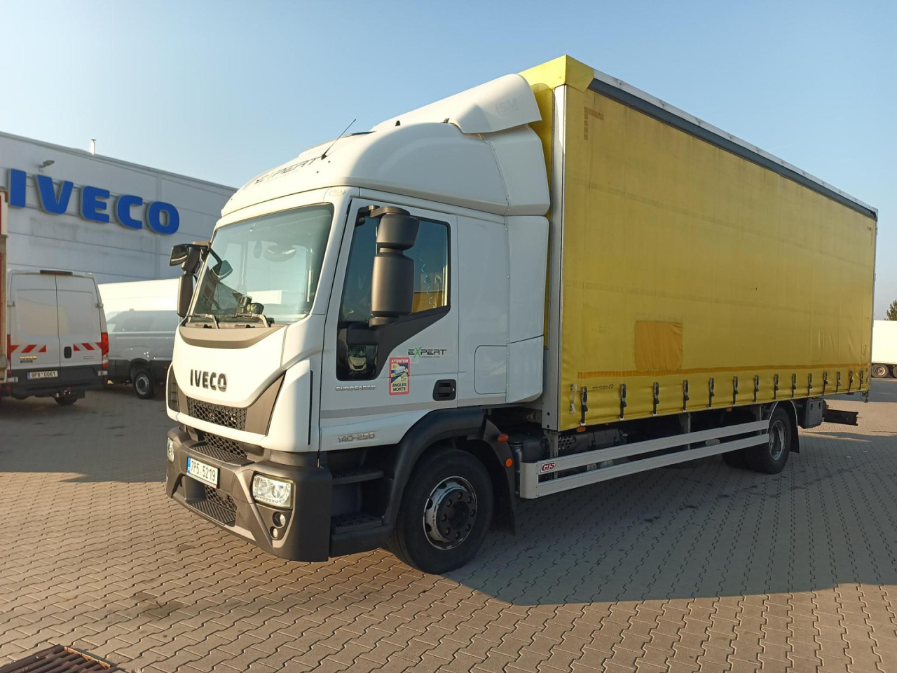 IVECO Eurocargo 140E25P - Sal/ Açık kasa kamyon: fotoğraf 1 IVECO Eurocargo 140E25P - Sal/ Açık kasa kamyon: fotoğraf 1