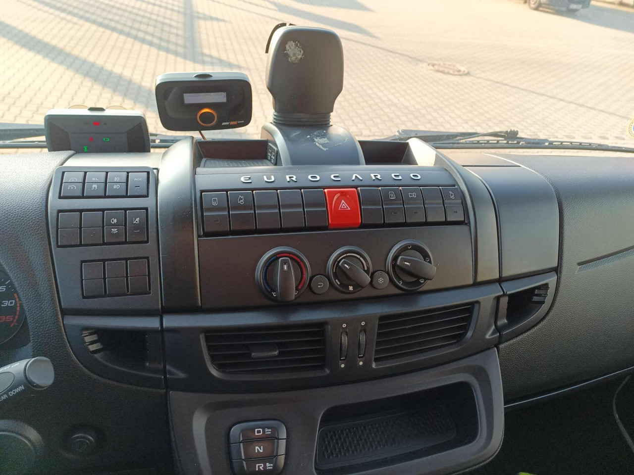 IVECO Eurocargo 140E25P - Sal/ Açık kasa kamyon: fotoğraf 5 IVECO Eurocargo 140E25P - Sal/ Açık kasa kamyon: fotoğraf 5