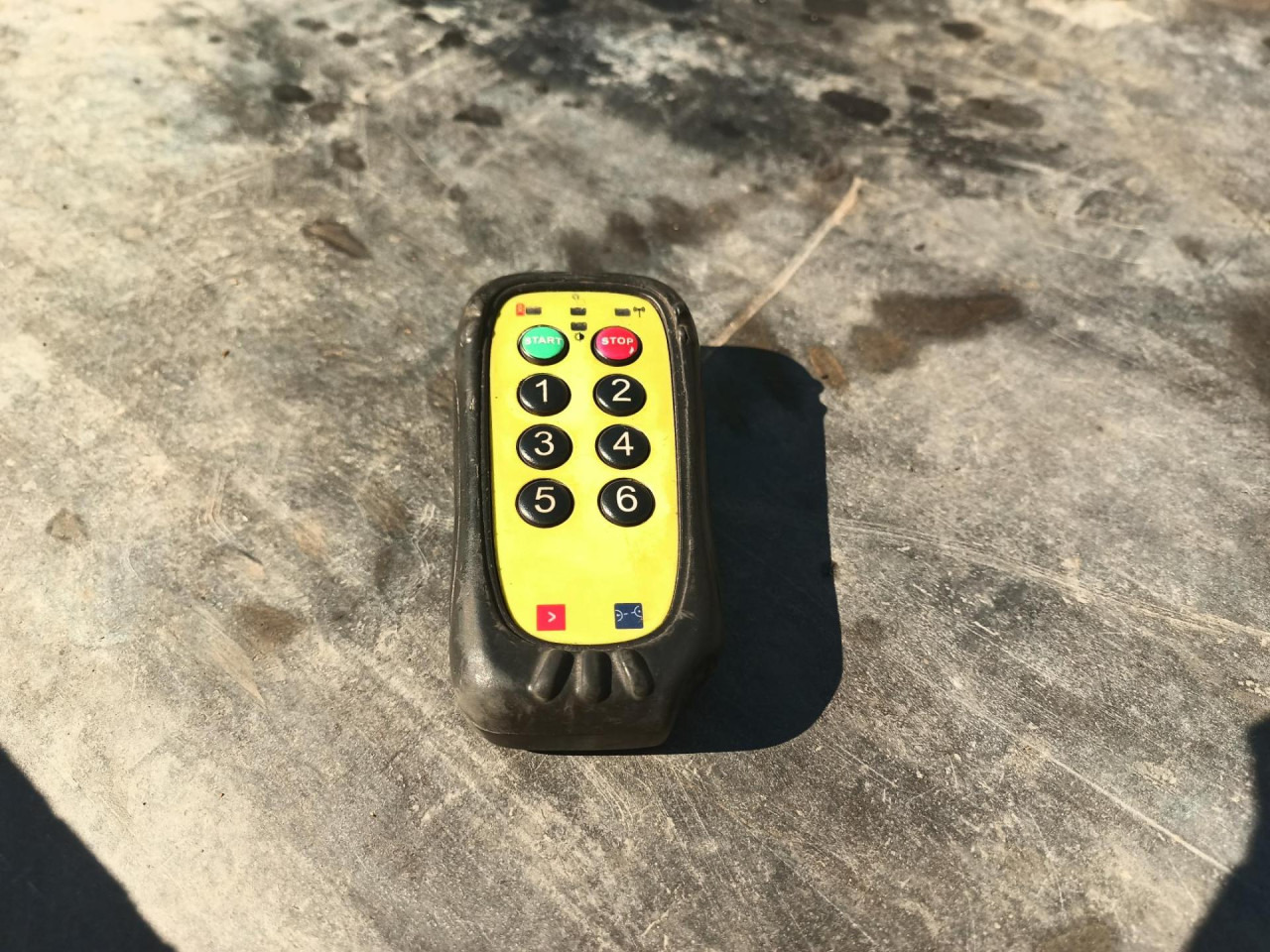 MERCEDES-BENZ Atego 1323 L - Kapalı kasa kamyon: fotoğraf 3 MERCEDES-BENZ Atego 1323 L - Kapalı kasa kamyon: fotoğraf 3