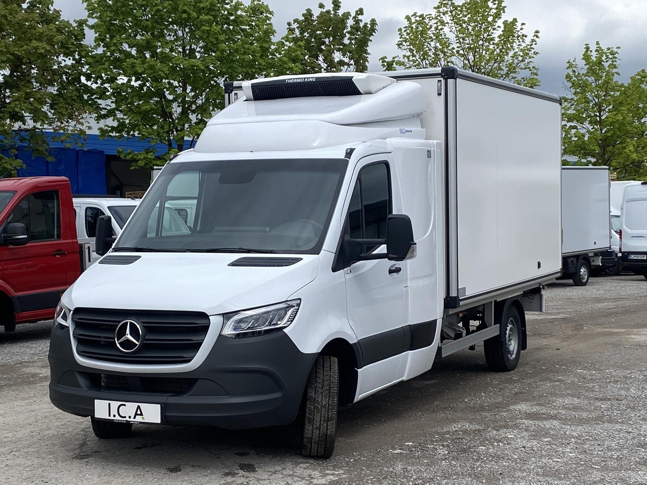 MERCEDES BENZ SPRINTER 317 CDI | DOPPELREGIME TIEFKÜHLKOFFER + BACKSLEEPER - Frigorifik kamyonet: fotoğraf 5 MERCEDES BENZ SPRINTER 317 CDI | DOPPELREGIME TIEFKÜHLKOFFER + BACKSLEEPER - Frigorifik kamyonet: fotoğraf 5