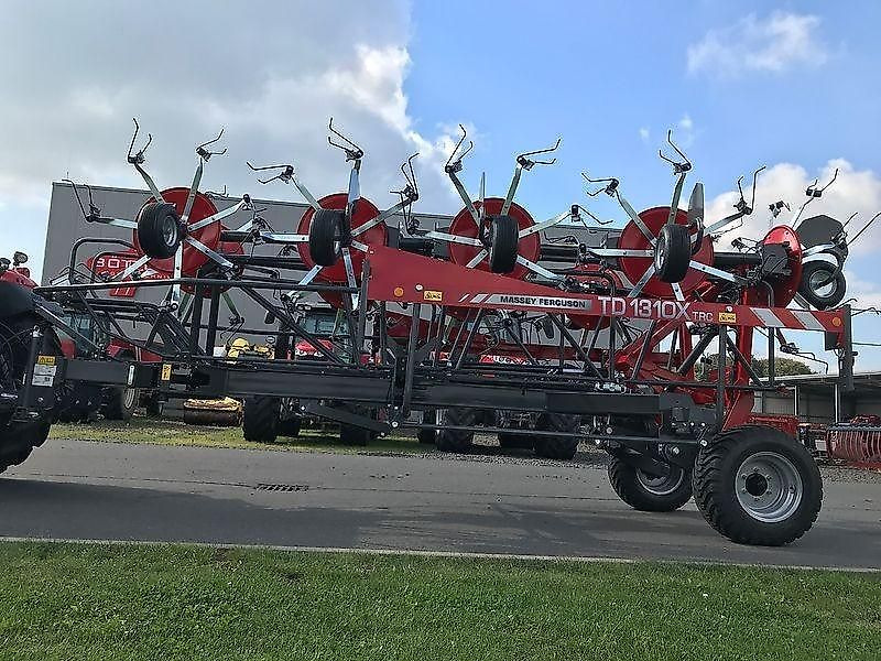 Massey Ferguson MF TD 1310 X TRC / Lotus 1250 Profi - Ot toplama tırmığı: fotoğraf 3 Massey Ferguson MF TD 1310 X TRC / Lotus 1250 Profi - Ot toplama tırmığı: fotoğraf 3