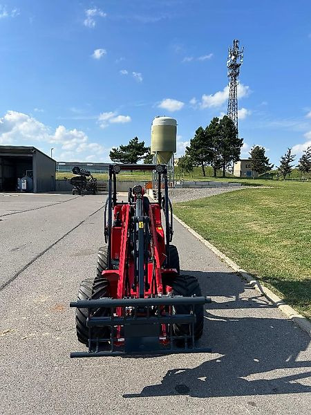 Schäffer 2028 SLT - Belden kırmalı yükleyici: fotoğraf 2 Schäffer 2028 SLT - Belden kırmalı yükleyici: fotoğraf 2