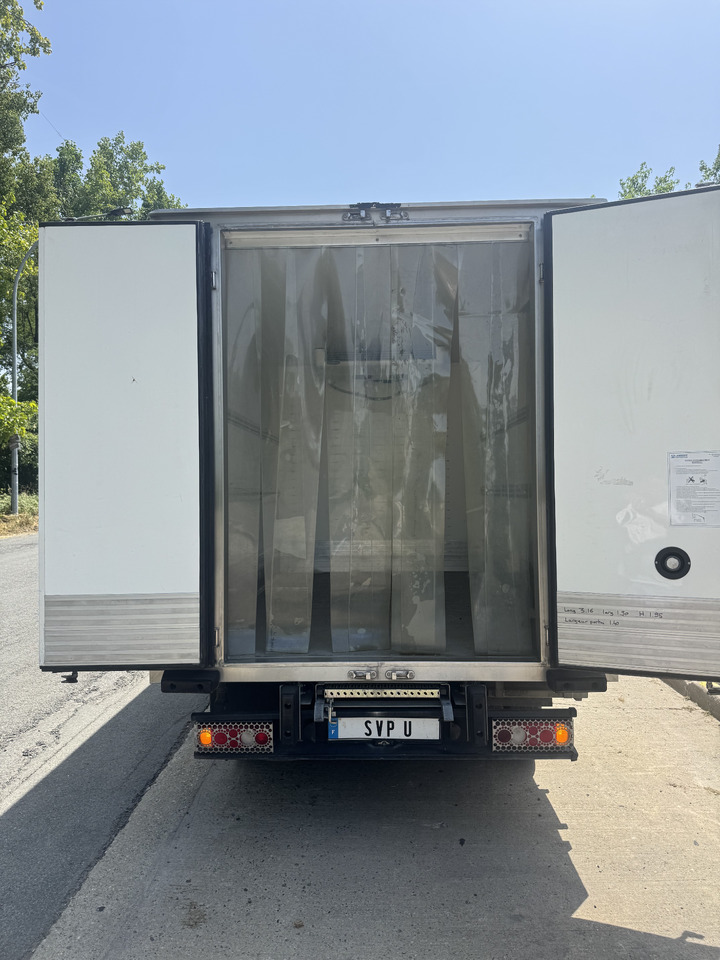Frigorifik kamyonet nakliyatı için gıda maddeleri Renault Maxity 140 dxi: fotoğraf 13