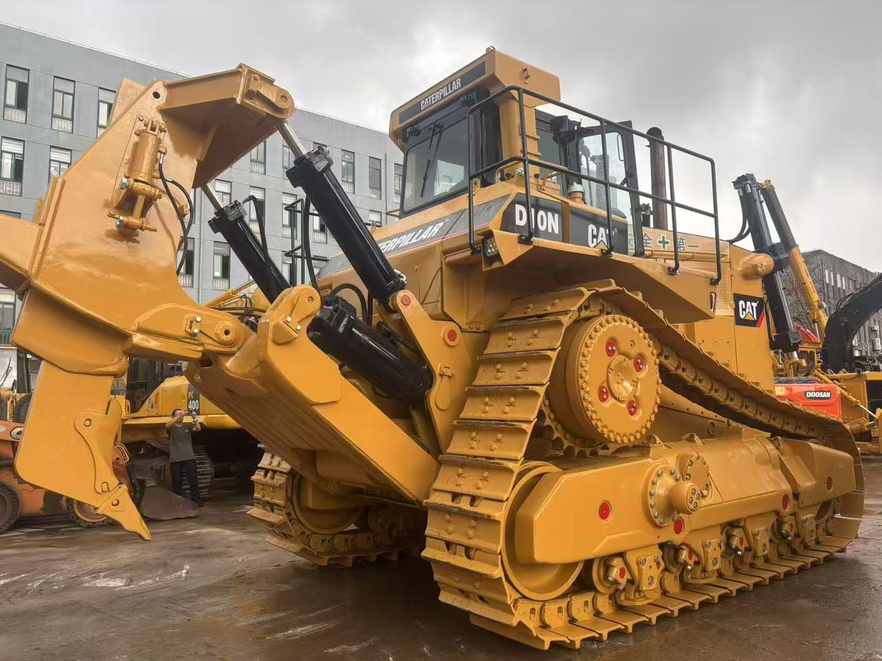 Caterpillar CAT CAT D10N D9R D8R D8N D8T D7G D7R D6G D6R D5K D4C Used Bulldozer Dozer - Buldozer: fotoğraf 5 Caterpillar CAT CAT D10N D9R D8R D8N D8T D7G D7R D6G D6R D5K D4C Used Bulldozer Dozer - Buldozer: fotoğraf 5