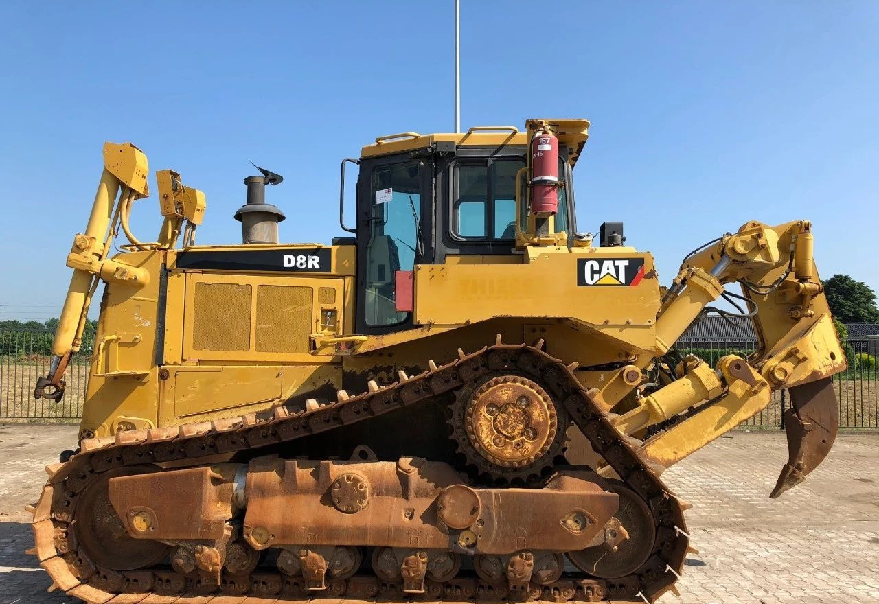 Caterpillar CAT D8R D8T D9R D10R D6G D6H D6R D7H D7E D7R Used Bulldozer Secondhand Bulldozers in High Quality - Buldozer: fotoğraf 1 Caterpillar CAT D8R D8T D9R D10R D6G D6H D6R D7H D7E D7R Used Bulldozer Secondhand Bulldozers in High Quality - Buldozer: fotoğraf 1