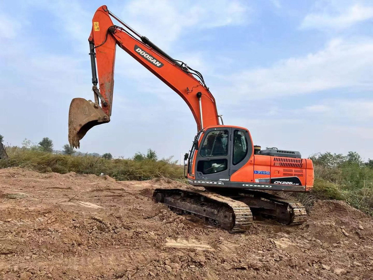 Doosan Used Excavator 225 DX225 DX300 DH150 DX300 DX420 DX520 for Sale - Paletli ekskavatör: fotoğraf 3 Doosan Used Excavator 225 DX225 DX300 DH150 DX300 DX420 DX520 for Sale - Paletli ekskavatör: fotoğraf 3