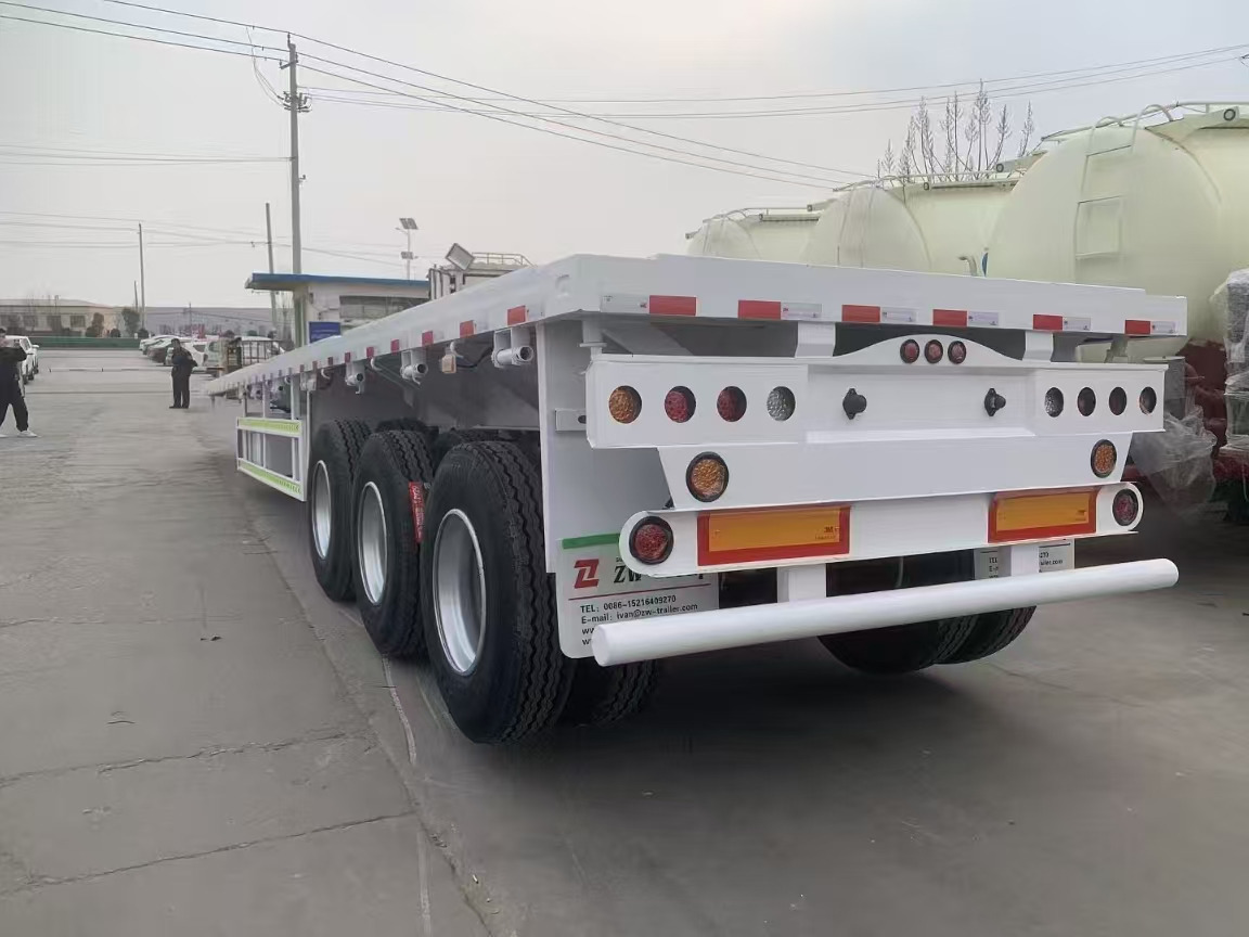 Yeni Alçak çerçeveli platform dorse ZHICHENG Semni Flat Bed Low Bed Floater with 3 Axles 4 Axles New or Used 12M 13.75M In High Quality: fotoğraf 23 Yeni Alçak çerçeveli platform dorse ZHICHENG Semni Flat Bed Low Bed Floater with 3 Axles 4 Axles New or Used 12M 13.75M In High Quality: fotoğraf 23