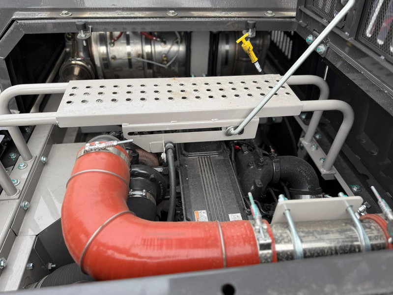 Zoomlion ZE335G - Paletli ekskavatör: fotoğraf 5 Zoomlion ZE335G - Paletli ekskavatör: fotoğraf 5