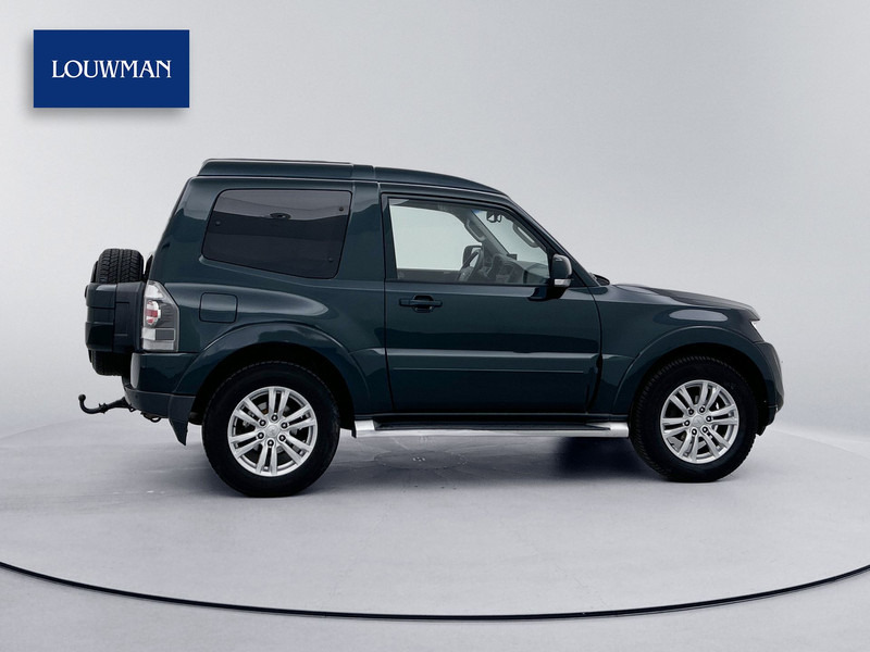Mitsubishi Pajero 3.2 DI-D Instyle High Roof Van Grijs kenteken Automaat Climate control Trekhaak 3000KG - Kamyonet: fotoğraf 3 Mitsubishi Pajero 3.2 DI-D Instyle High Roof Van Grijs kenteken Automaat Climate control Trekhaak 3000KG - Kamyonet: fotoğraf 3