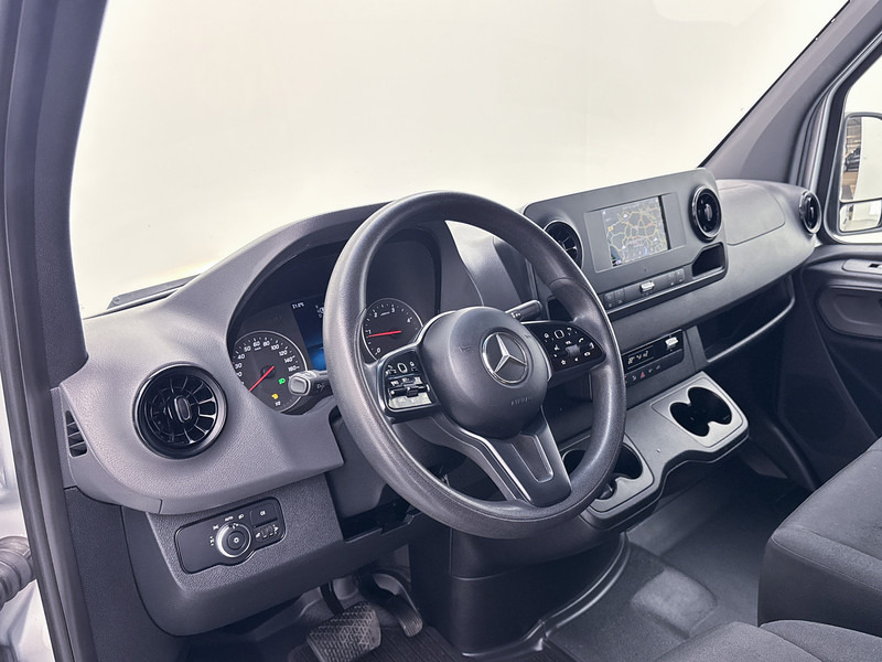 Mercedes-Benz Sprinter 314 2.2 CDI L2H2 Inrichting Navigatie Achteruitrijcamera Betimmering Cruise Control - Panelvan: fotoğraf 5 Mercedes-Benz Sprinter 314 2.2 CDI L2H2 Inrichting Navigatie Achteruitrijcamera Betimmering Cruise Control - Panelvan: fotoğraf 5