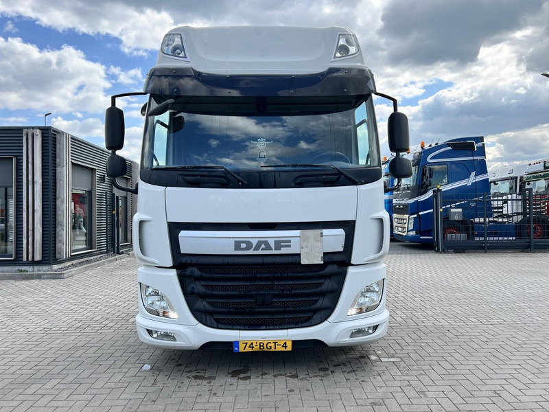 DAF CF 440 4x2 trekker Hydraulic - Çekici: fotoğraf 2 DAF CF 440 4x2 trekker Hydraulic - Çekici: fotoğraf 2