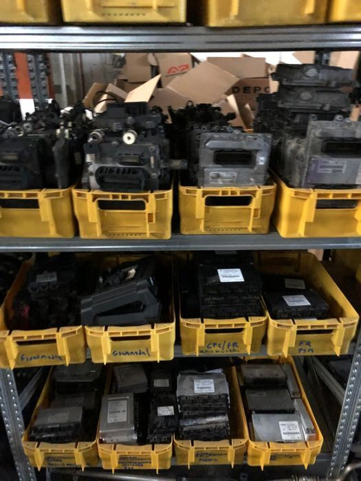 Calculator unitate de control motor ECU EDC Renault Premium / 02 - Yönetim bloku - Kamyon: fotoğraf 3 Calculator unitate de control motor ECU EDC Renault Premium / 02 - Yönetim bloku - Kamyon: fotoğraf 3