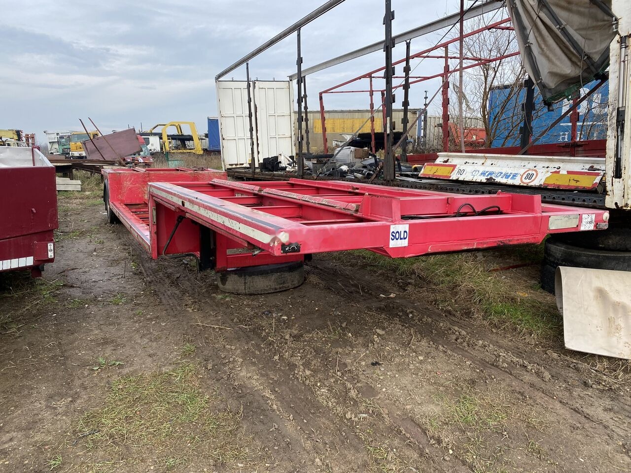 Fliegl Trailer 1 AXE ASCA ---FRANTA - Transport Special - LOWRIDER - Alçak çerçeveli platform dorse: fotoğraf 1 Fliegl Trailer 1 AXE ASCA ---FRANTA - Transport Special - LOWRIDER - Alçak çerçeveli platform dorse: fotoğraf 1