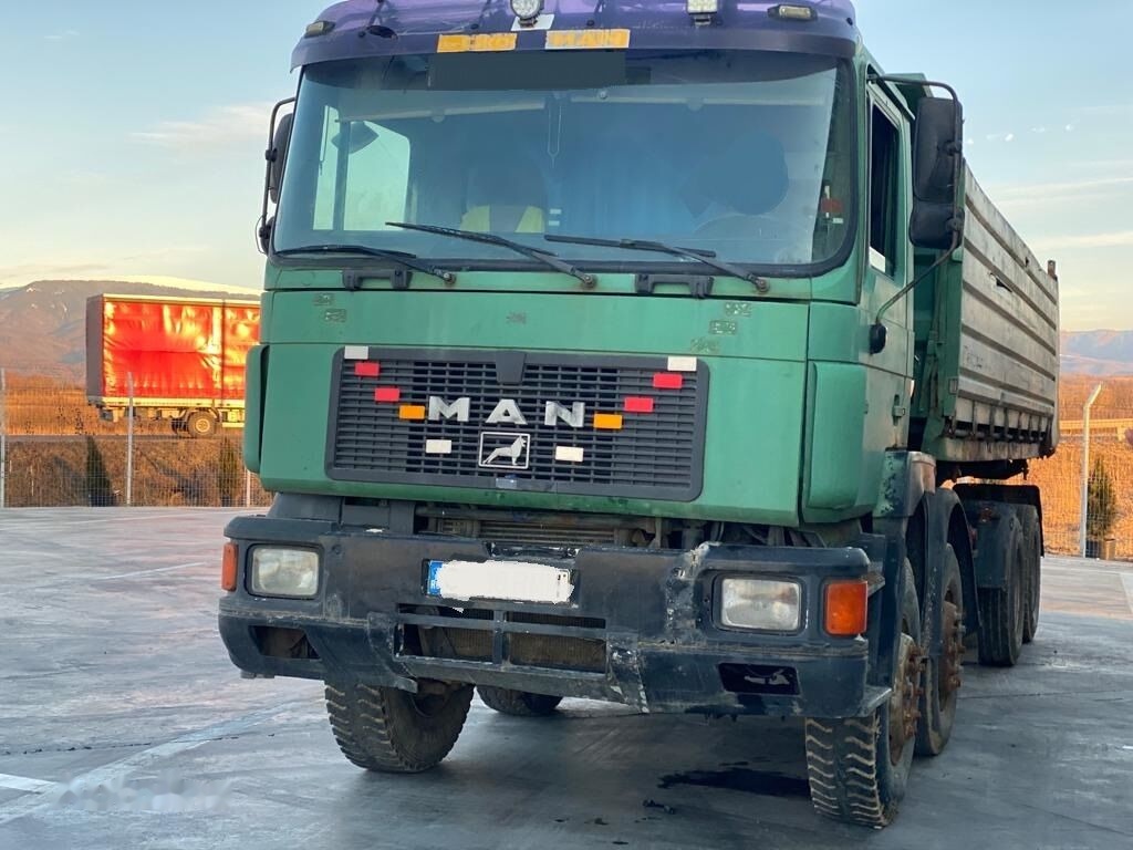 MAN 41-422 - Trakker 8x4 - Diferential 100 TONE - Damperli kamyon: fotoğraf 3 MAN 41-422 - Trakker 8x4 - Diferential 100 TONE - Damperli kamyon: fotoğraf 3