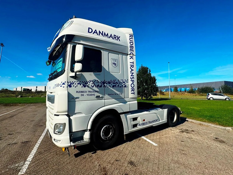 DAF XF 530 god tractor unit - Çekici: fotoğraf 4 DAF XF 530 god tractor unit - Çekici: fotoğraf 4