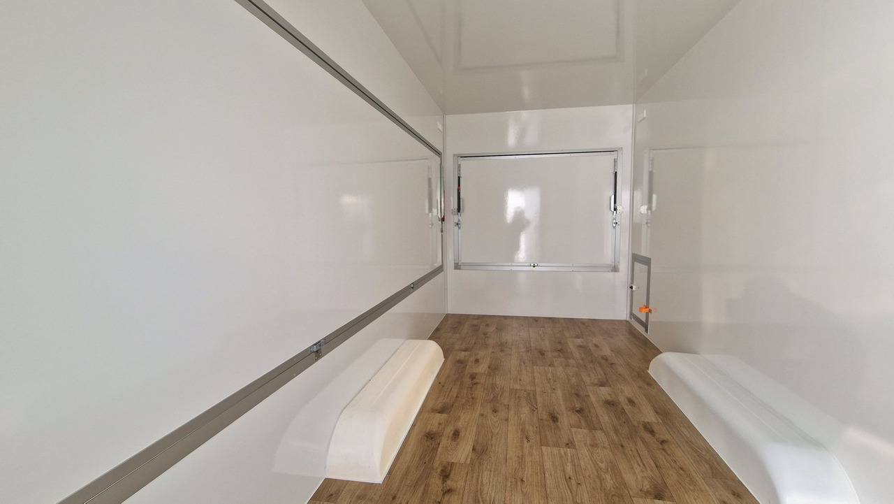 Przyczepa Gastronomiczna Handlowa FoodTruck - Büfe karavan: fotoğraf 4 Przyczepa Gastronomiczna Handlowa FoodTruck - Büfe karavan: fotoğraf 4