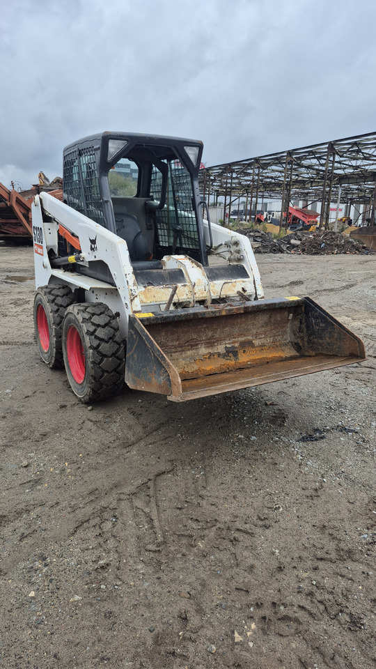 BOBCAT S130 - Mini yükleyici: fotoğraf 4 BOBCAT S130 - Mini yükleyici: fotoğraf 4