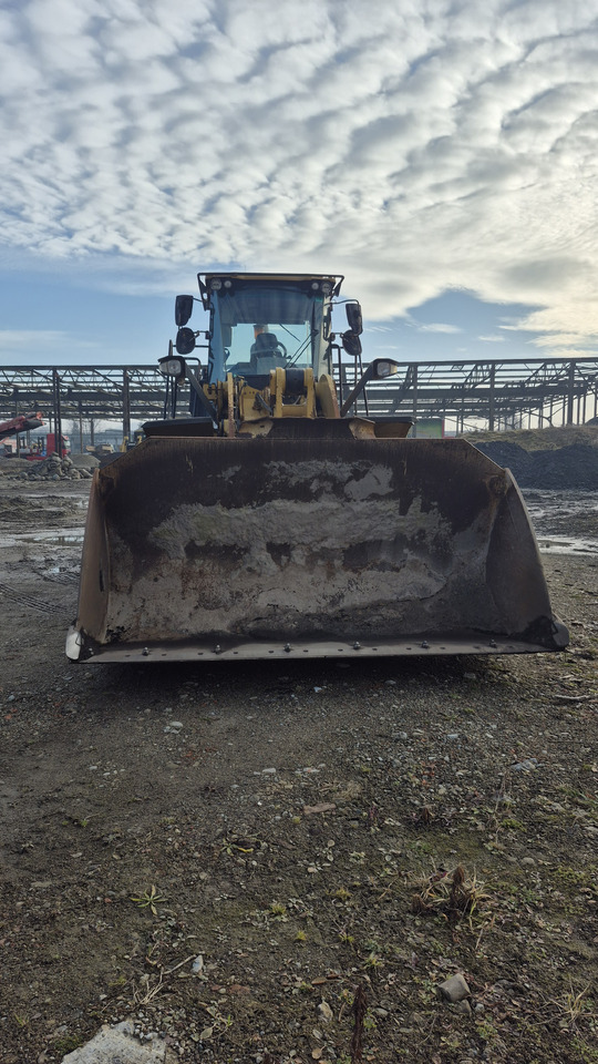 CATERPILLAR 962M - Tekerlekli yükleyici: fotoğraf 4 CATERPILLAR 962M - Tekerlekli yükleyici: fotoğraf 4