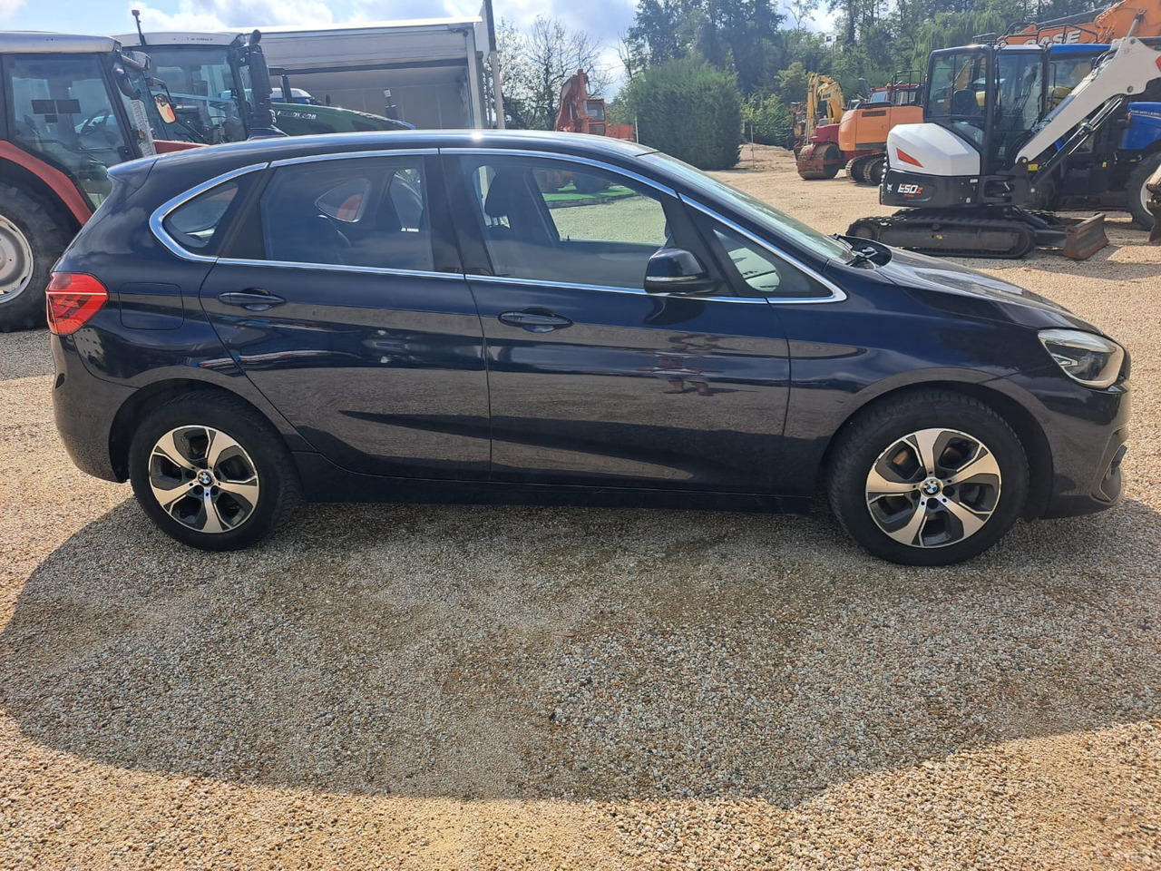 BMW 216 D ACTIVE TOURER - Sedan araba: fotoğraf 1 BMW 216 D ACTIVE TOURER - Sedan araba: fotoğraf 1