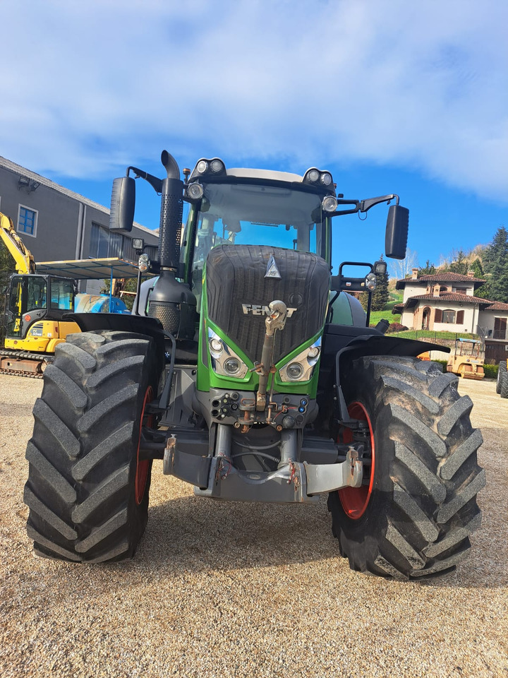 FENDT 828 - Traktör: fotoğraf 3 FENDT 828 - Traktör: fotoğraf 3
