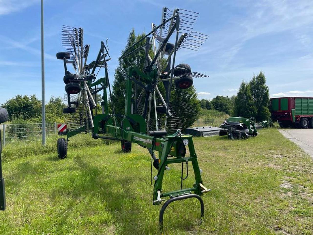 Fendt FORMER 1603 AKTION - Ot toplama tırmığı: fotoğraf 5 Fendt FORMER 1603 AKTION - Ot toplama tırmığı: fotoğraf 5
