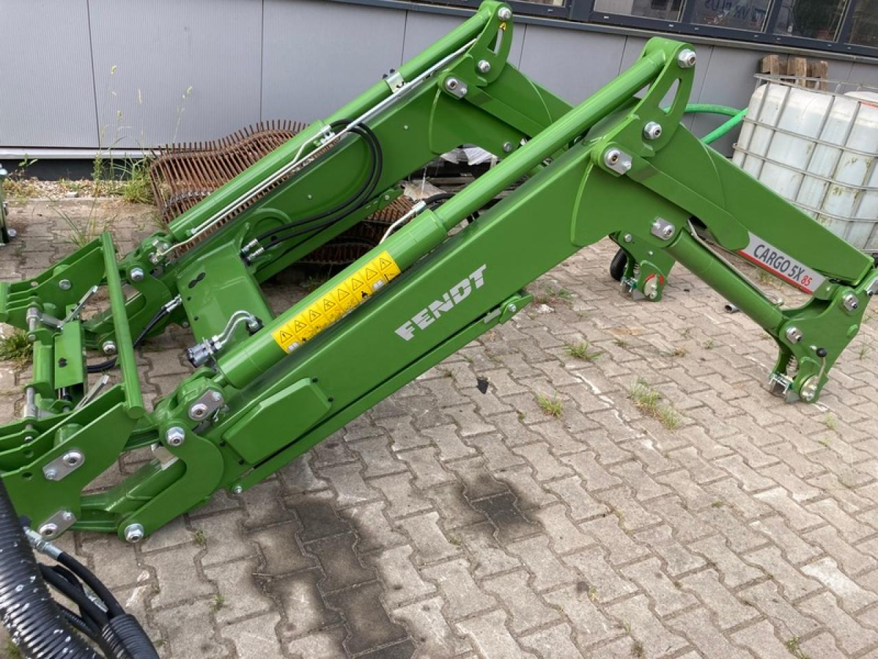 Fendt FRONTLADER CARGO 5X85 AKTION - Traktör ön yükleyici: fotoğraf 1 Fendt FRONTLADER CARGO 5X85 AKTION - Traktör ön yükleyici: fotoğraf 1