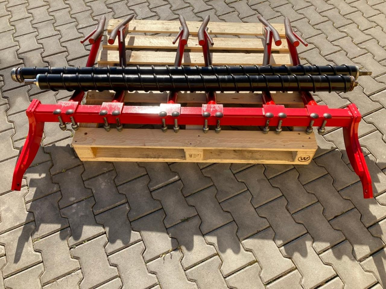 Grimme MÖHRENAUFNAHME EVO 280 - Patates hasat makinesi: fotoğraf 5 Grimme MÖHRENAUFNAHME EVO 280 - Patates hasat makinesi: fotoğraf 5
