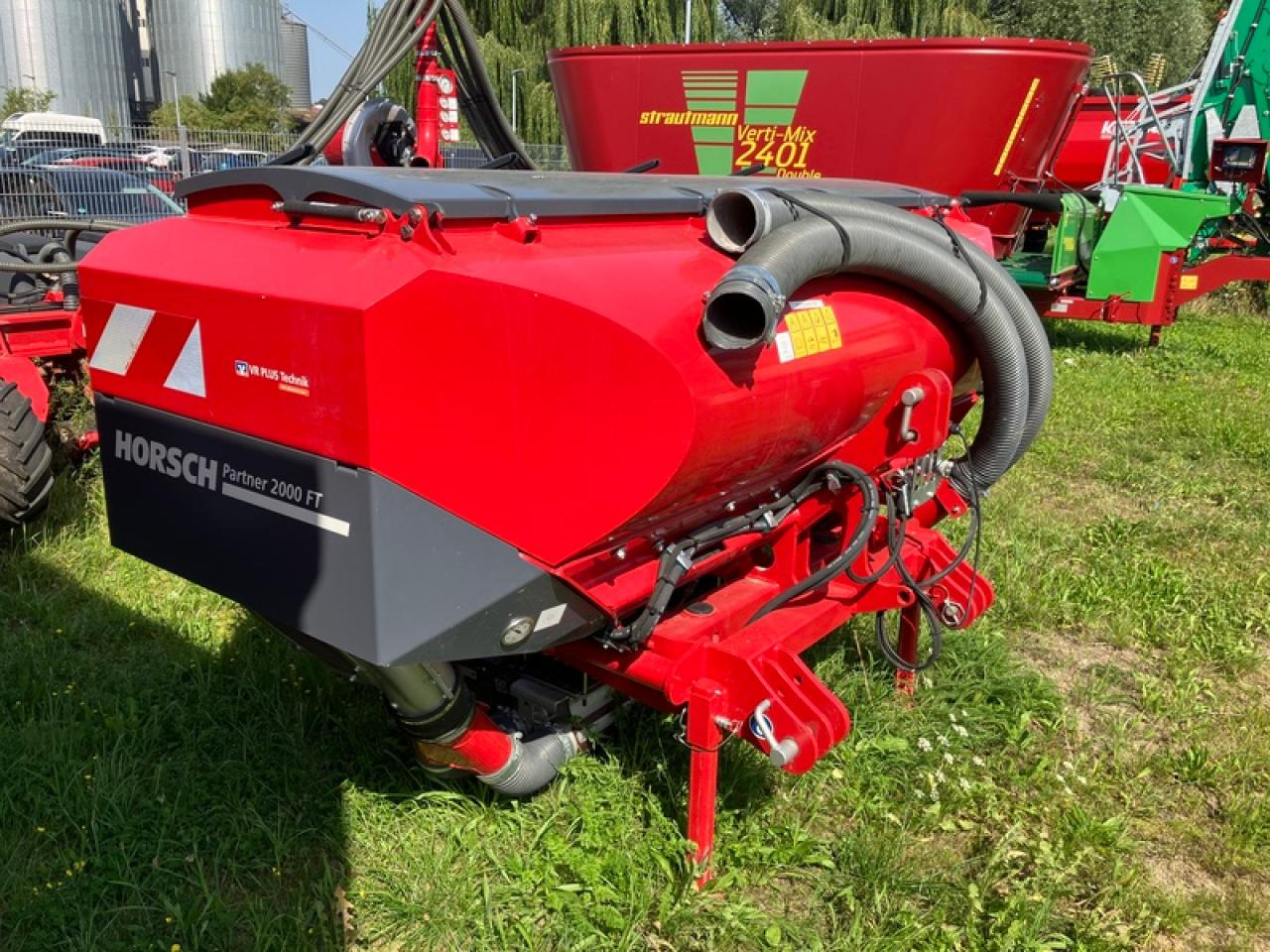 Horsch PARTNER 2000 FRONTTANK - Gübre serpme makinesi: fotoğraf 5 Horsch PARTNER 2000 FRONTTANK - Gübre serpme makinesi: fotoğraf 5