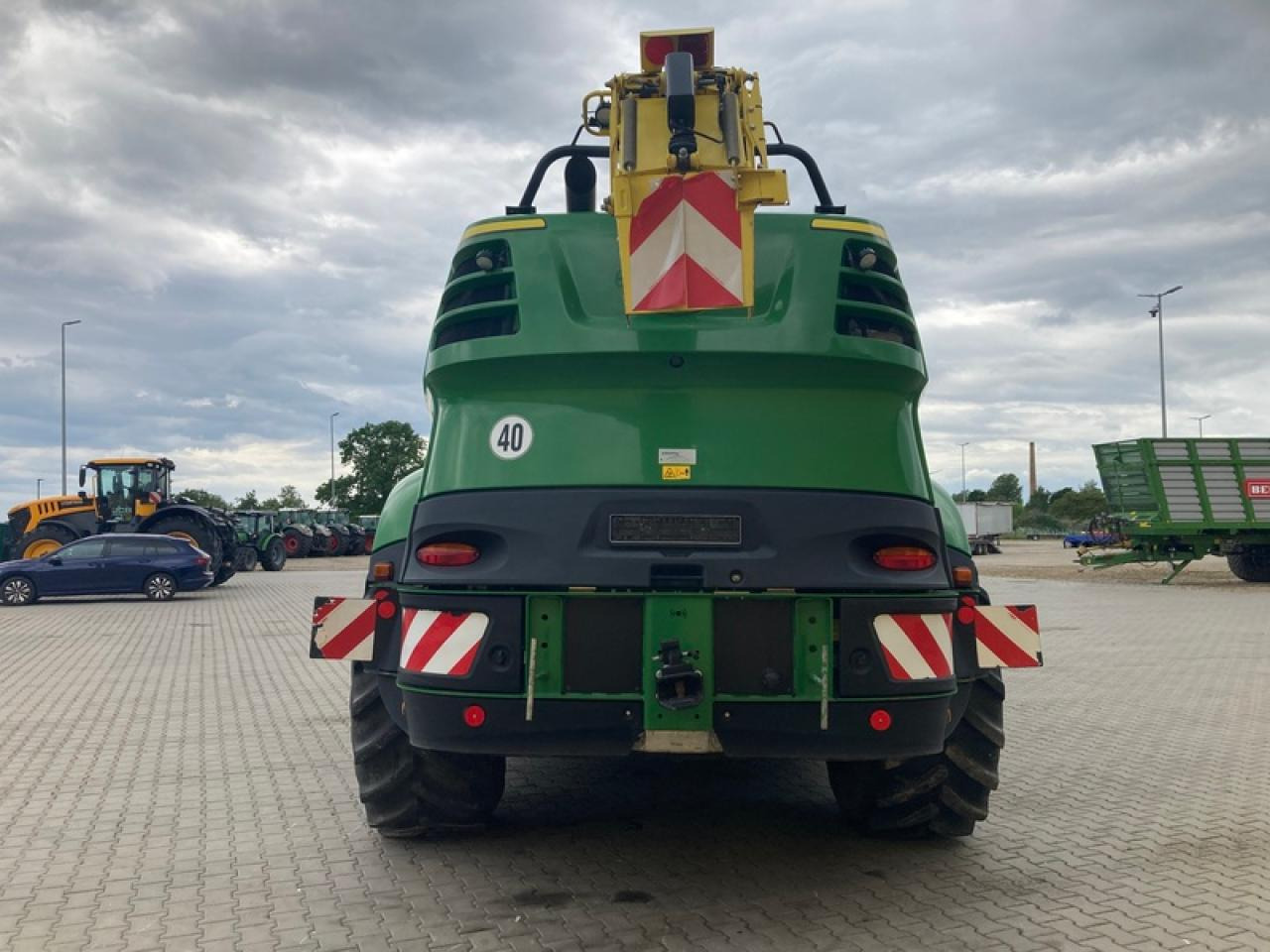 John Deere 8600 I - Silaj makinesi: fotoğraf 3 John Deere 8600 I - Silaj makinesi: fotoğraf 3