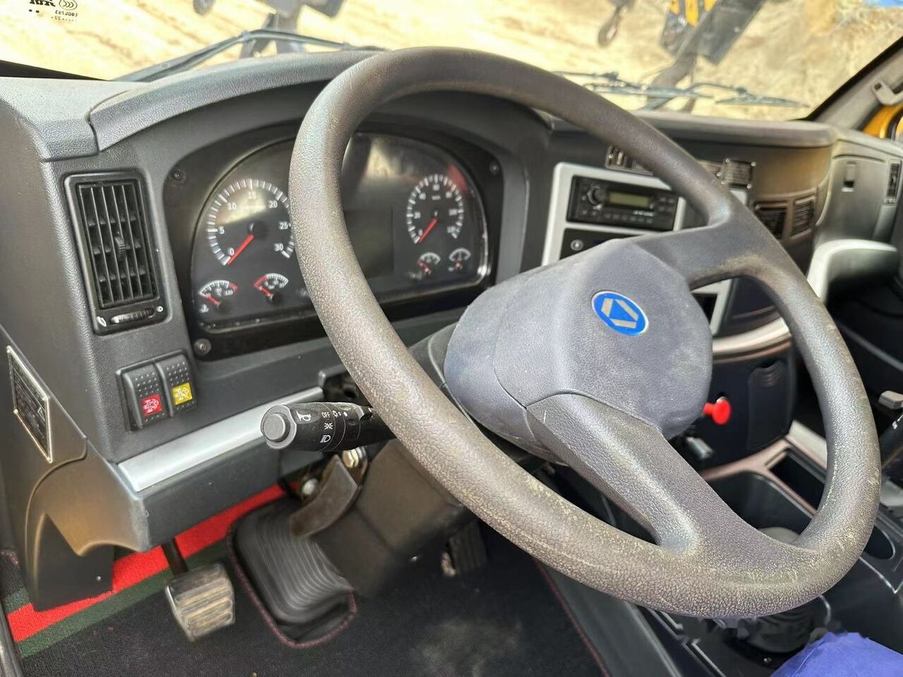 XCMG QY90K QY100K-II 90T 100T 90ton 100ton 80 70 50 - Mobil vinç: fotoğraf 5 XCMG QY90K QY100K-II 90T 100T 90ton 100ton 80 70 50 - Mobil vinç: fotoğraf 5