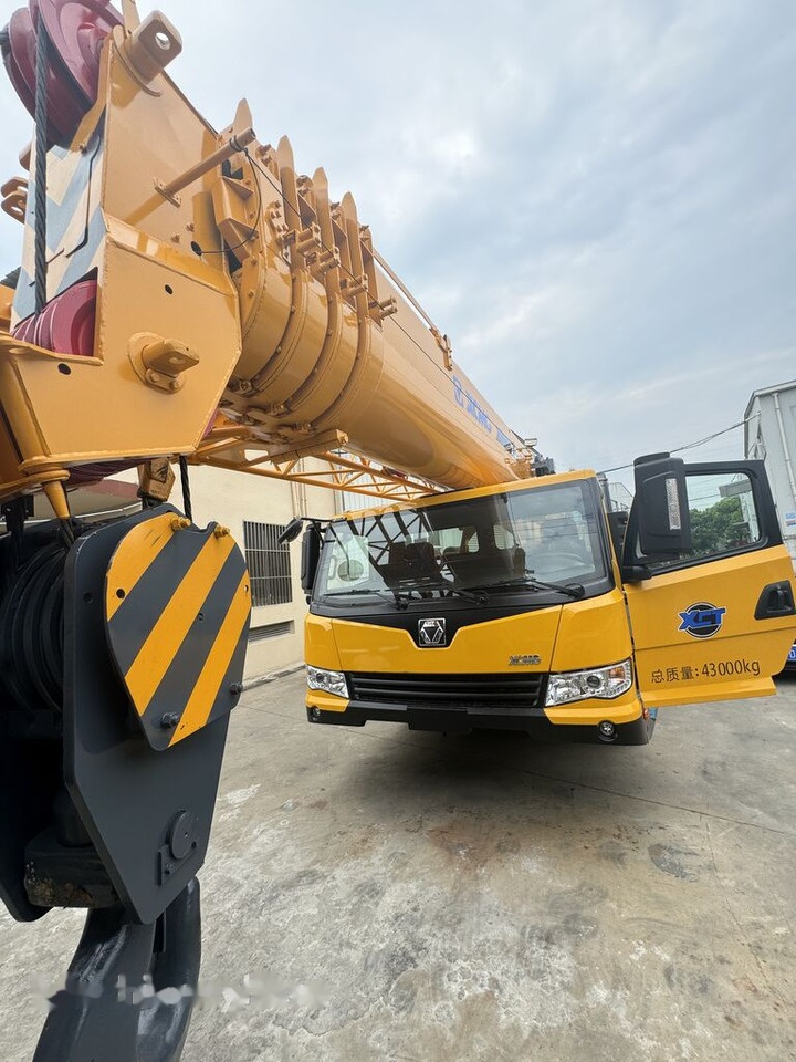 XCMG XCT70 25ton 50ton 70ton 130ton - Mobil vinç: fotoğraf 2 XCMG XCT70 25ton 50ton 70ton 130ton - Mobil vinç: fotoğraf 2
