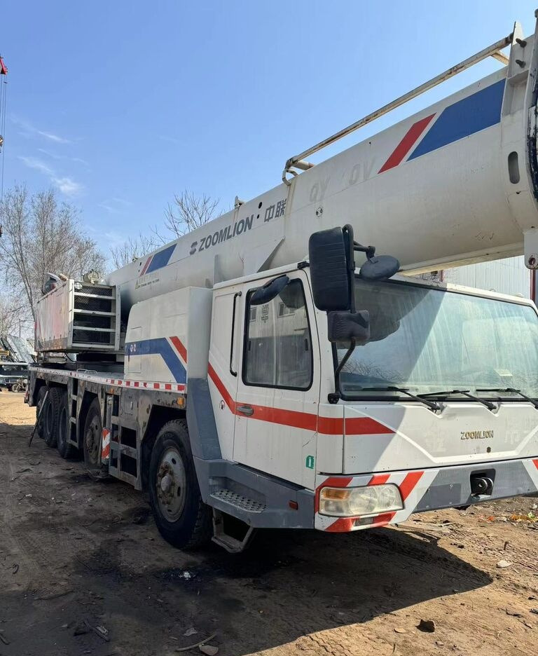Zoomlion QY130V - Mobil vinç: fotoğraf 2 Zoomlion QY130V - Mobil vinç: fotoğraf 2