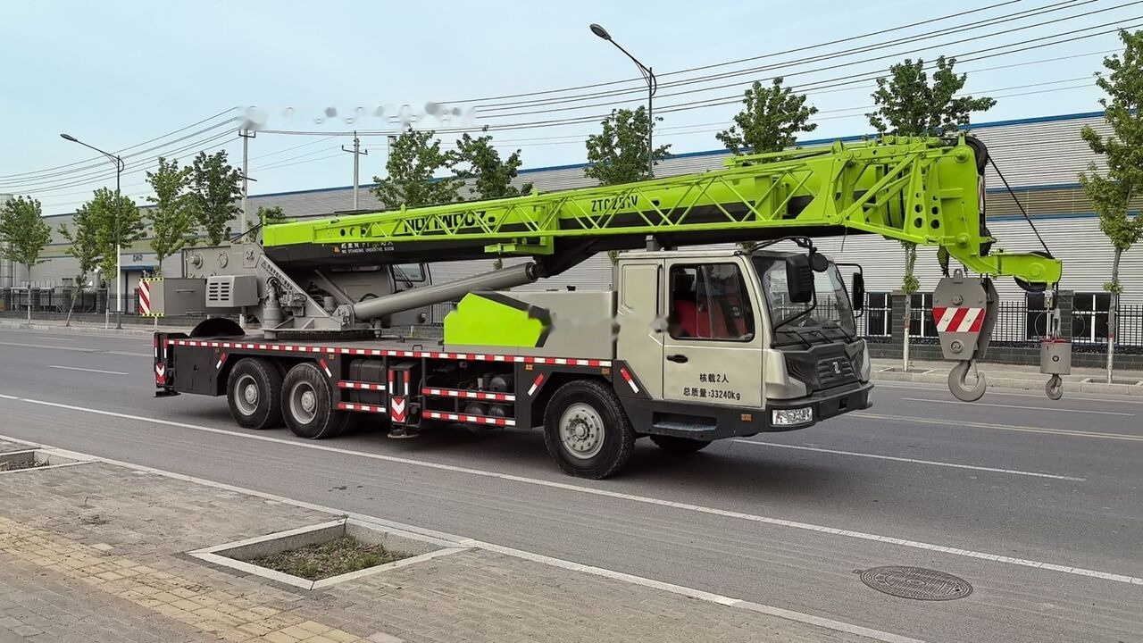 Zoomlion ZTC251V ZTC251V ZTC350 ZTV500 ZTC750 25T 25ton 35ton 50ton - Mobil vinç: fotoğraf 2 Zoomlion ZTC251V ZTC251V ZTC350 ZTV500 ZTC750 25T 25ton 35ton 50ton - Mobil vinç: fotoğraf 2