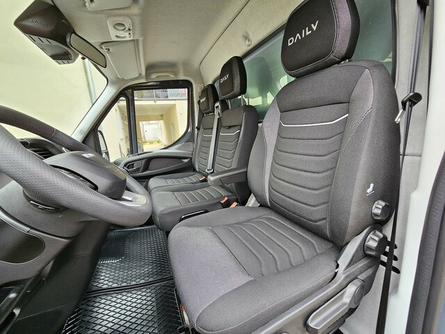 IVECO Daily 35S18 3.0 Pritsche Plane LBW Bär AHK ACC - Tenteli kamyonet: fotoğraf 2 IVECO Daily 35S18 3.0 Pritsche Plane LBW Bär AHK ACC - Tenteli kamyonet: fotoğraf 2