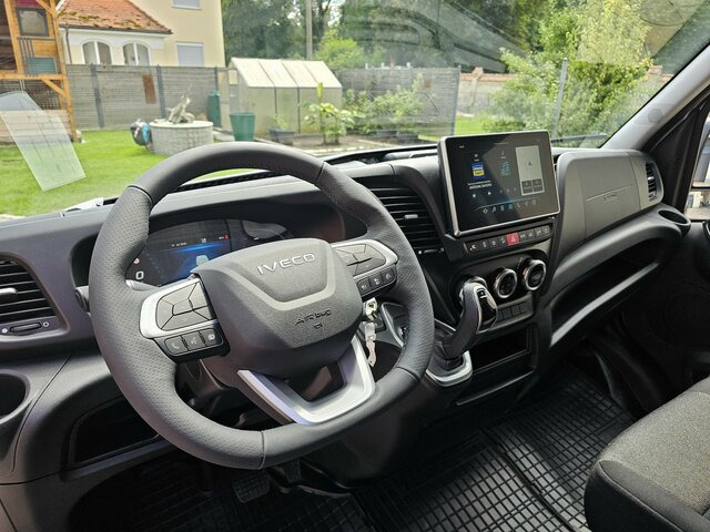 IVECO Daily 35S18HA8V DOKA Snoeks Mixto Hi-Matic 16m³ - Panelvan, Çift kabin kamyonet: fotoğraf 4 IVECO Daily 35S18HA8V DOKA Snoeks Mixto Hi-Matic 16m³ - Panelvan, Çift kabin kamyonet: fotoğraf 4