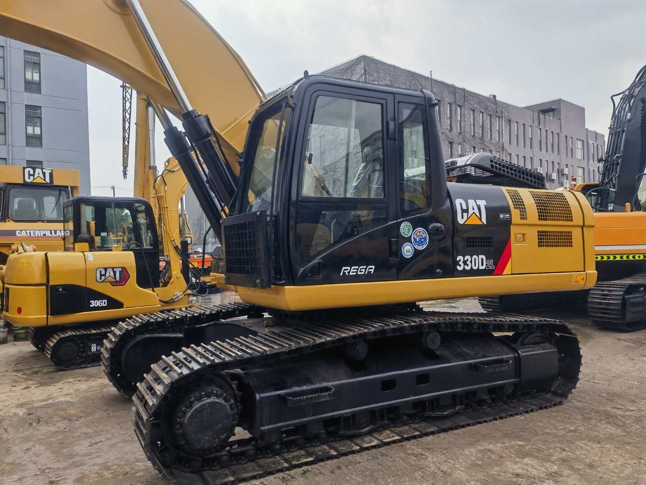 CAT 330D2L Excavator - Paletli ekskavatör: fotoğraf 3 CAT 330D2L Excavator - Paletli ekskavatör: fotoğraf 3