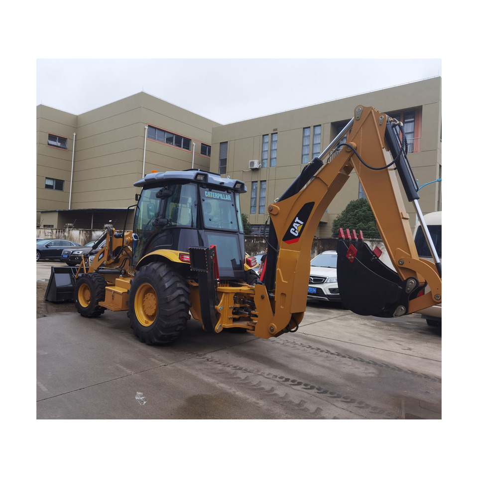 CAT 420F Backhoe Loader - Iş makinesi: fotoğraf 2 CAT 420F Backhoe Loader - Iş makinesi: fotoğraf 2