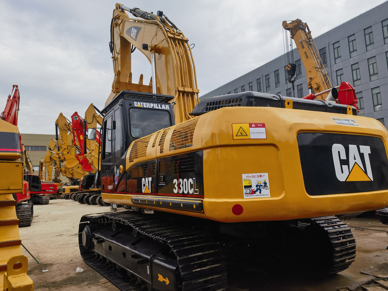 CATERPILLAR 330 C - Paletli ekskavatör: fotoğraf 2 CATERPILLAR 330 C - Paletli ekskavatör: fotoğraf 2
