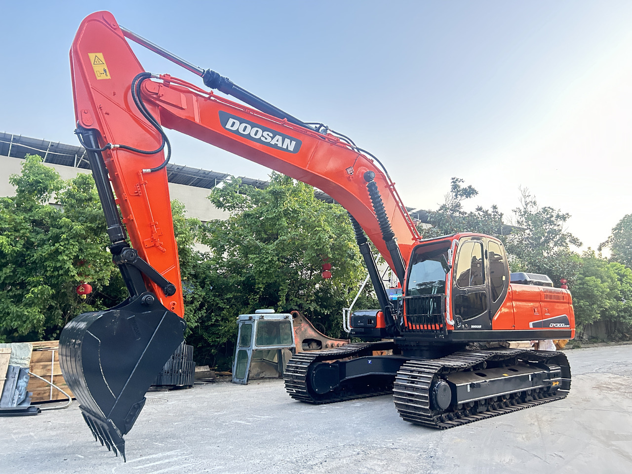 Doosan DX300LC Crawler Excavator - Paletli ekskavatör: fotoğraf 2 Doosan DX300LC Crawler Excavator - Paletli ekskavatör: fotoğraf 2