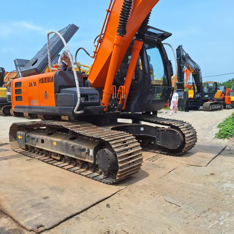 Hitachi ZX200G Excavator - Paletli ekskavatör: fotoğraf 1 Hitachi ZX200G Excavator - Paletli ekskavatör: fotoğraf 1
